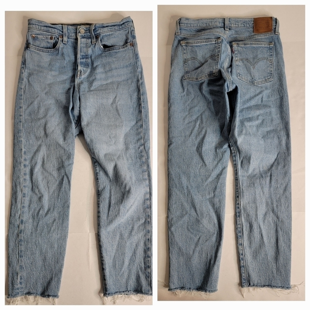 Levi's Premium Wedgie Jeans 28 Slim Straight High Rise Button Fly Stretch Fray